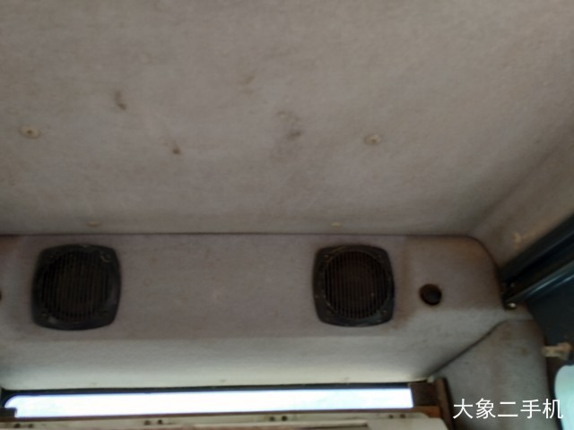 小松 PC240LC-8 挖掘机