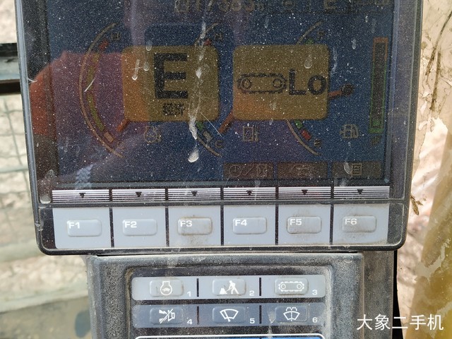 小松 PC240LC-8 挖掘机