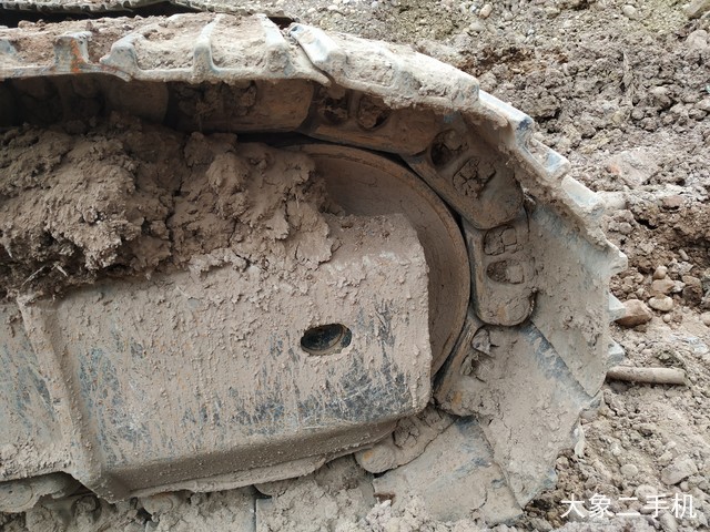 小松 PC240LC-8 挖掘机