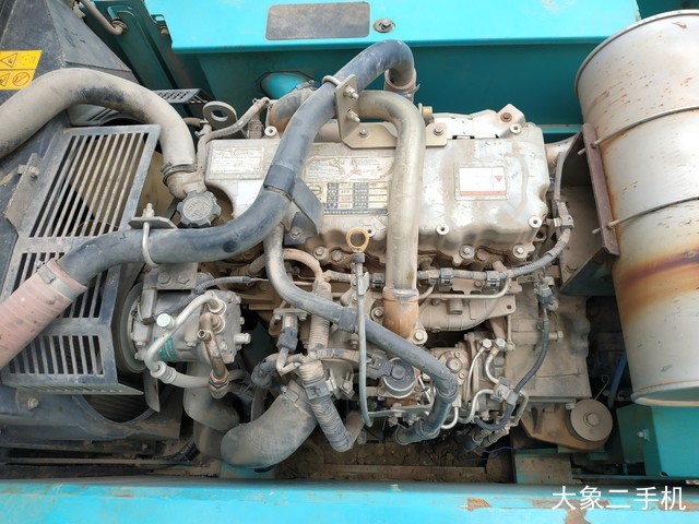 神钢 SK260LC-8 挖掘机