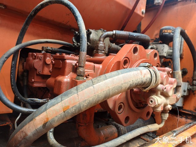 斗山 DH220LC-7 挖掘机