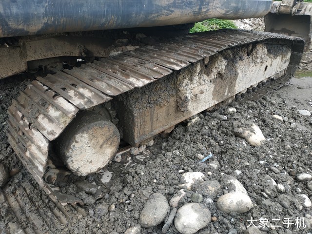 神钢 SK260LC-8 挖掘机