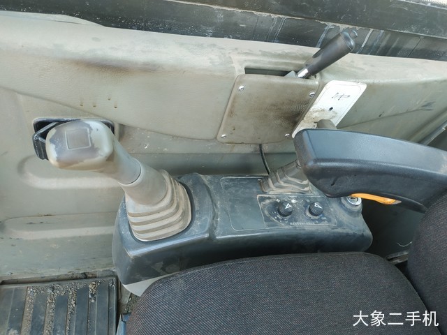 卡特重工 CT85 挖掘机