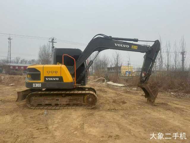 沃尔沃 EC80D 挖掘机