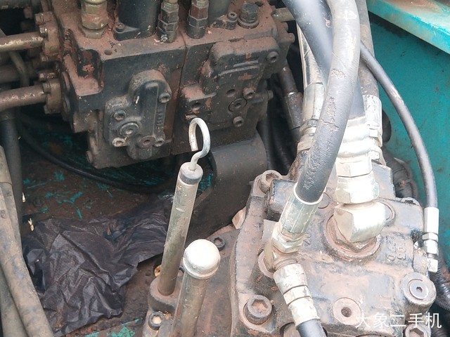 神钢 SK260LC-8 挖掘机