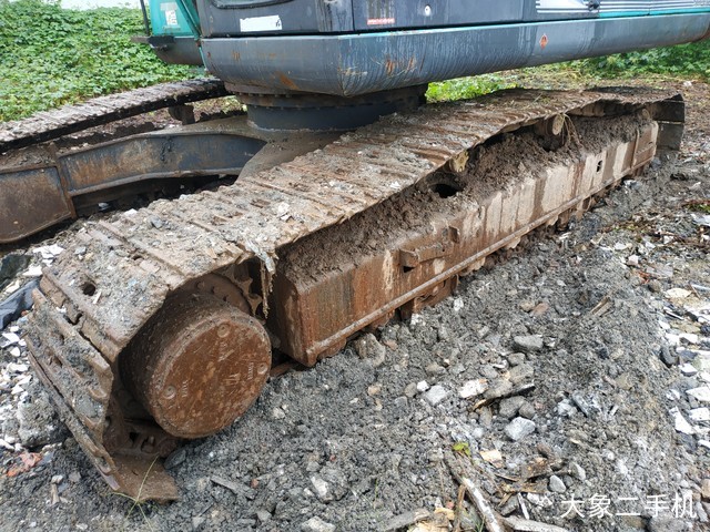 神钢 SK260LC-8 挖掘机