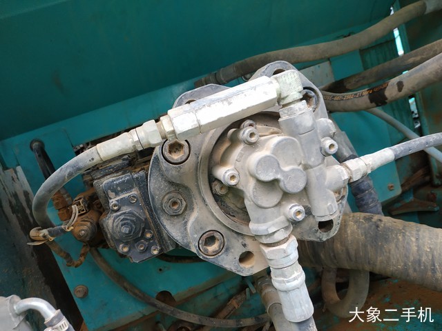 神钢 SK260LC-8 挖掘机