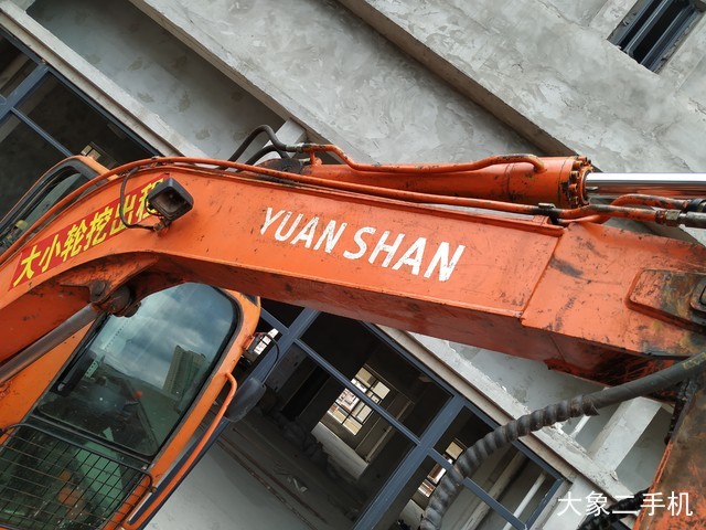 远山机械 YS765-8 挖掘机