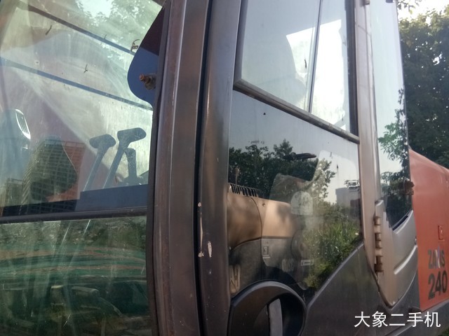 日立 ZX240-5A 挖掘机