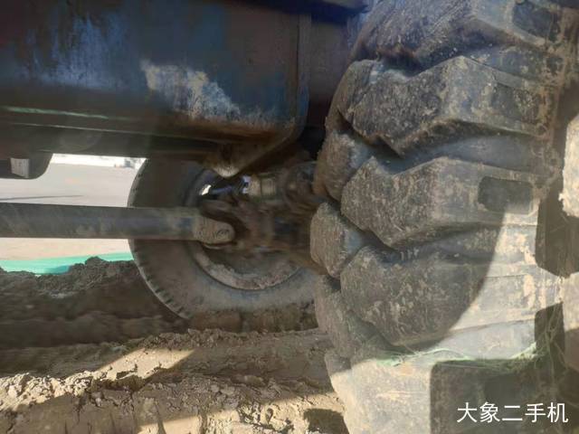 现代 R150W-9 挖掘机