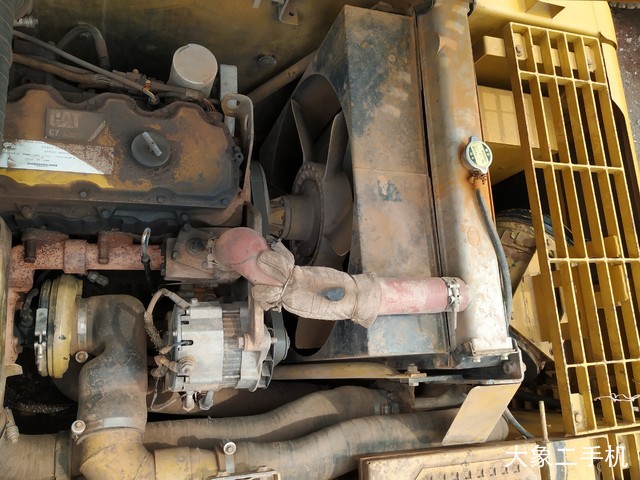 卡特彼勒 325C 挖掘机