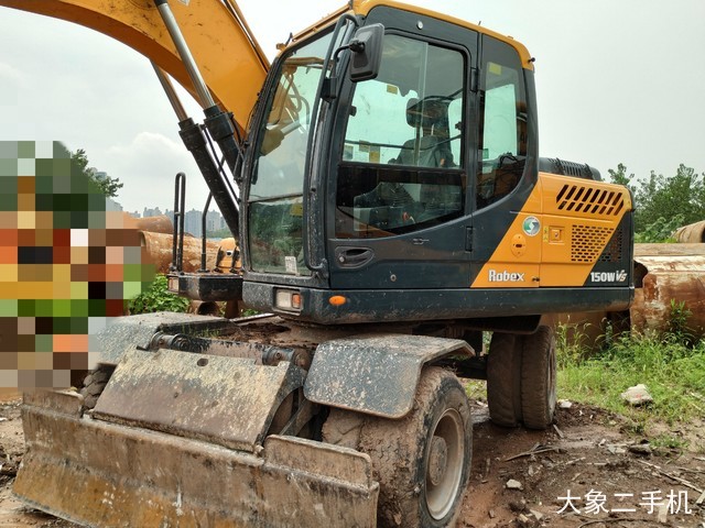 现代 150WVS 挖掘机