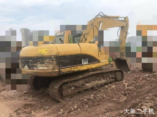 卡特彼勒 320C 挖掘机