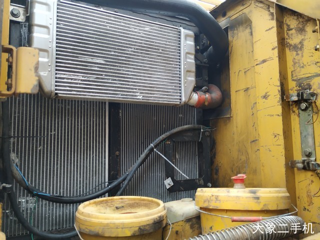 卡特彼勒 320C 挖掘机