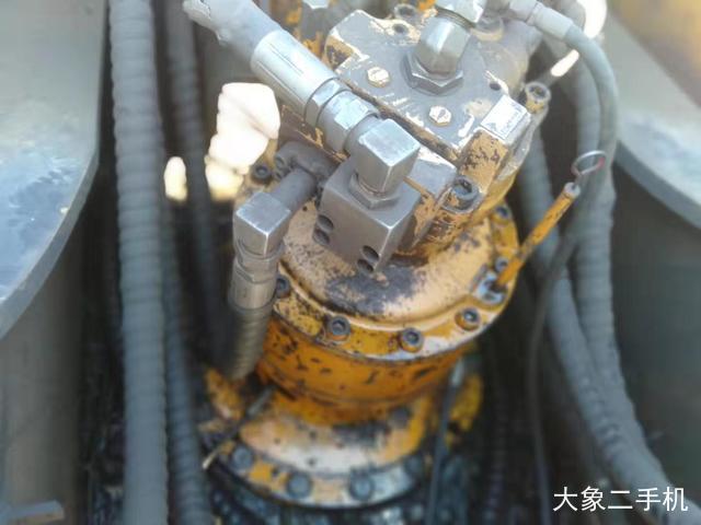 现代 R305LC-7 挖掘机