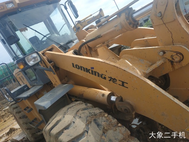 龙工 LG855B 装载机