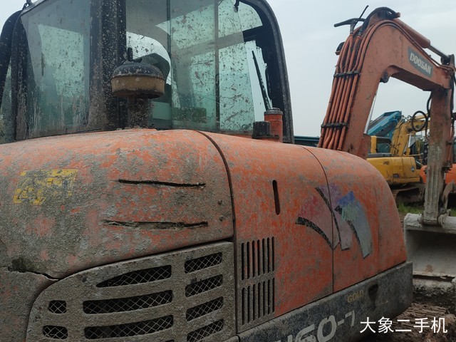 斗山 DH60-7 挖掘机