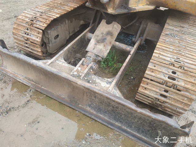 雷沃重工 FR60-7 挖掘机