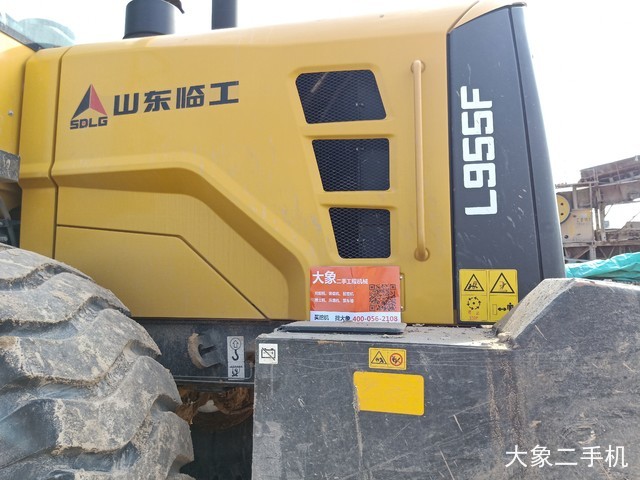 山东临工 L955F 装载机