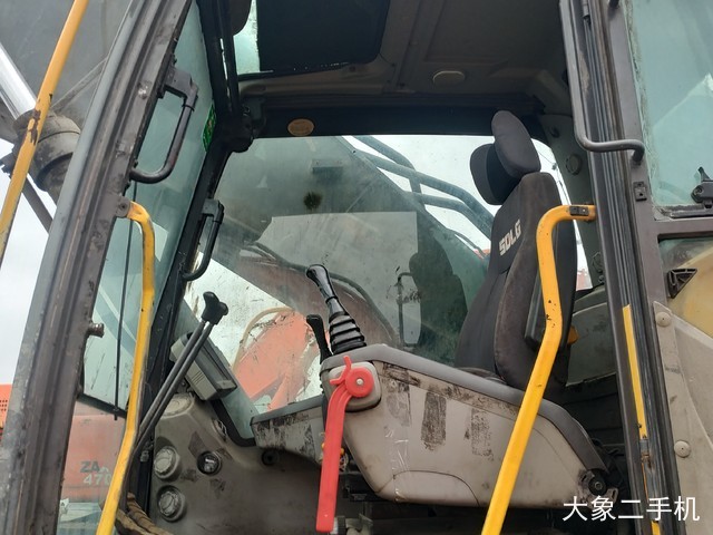 沃尔沃 EC480DL 挖掘机