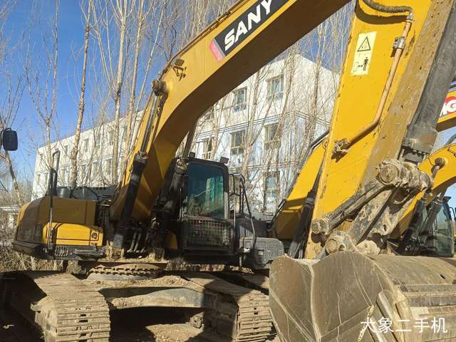 三一重工 SY245H 挖掘机