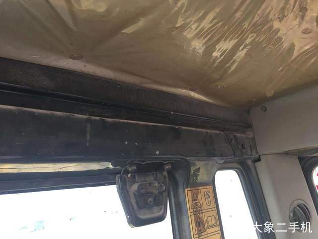 现代 R80-7 挖掘机