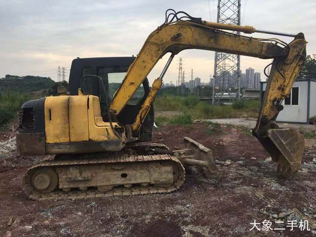 现代 R80-7 挖掘机