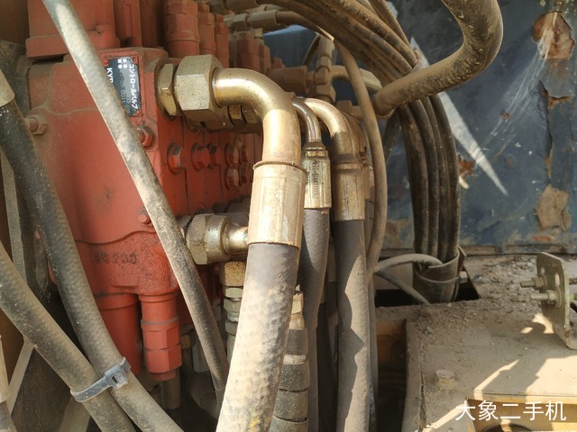 雷沃重工 FR60 挖掘机