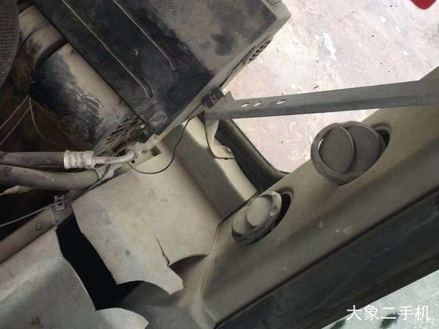 现代 R80-7 挖掘机