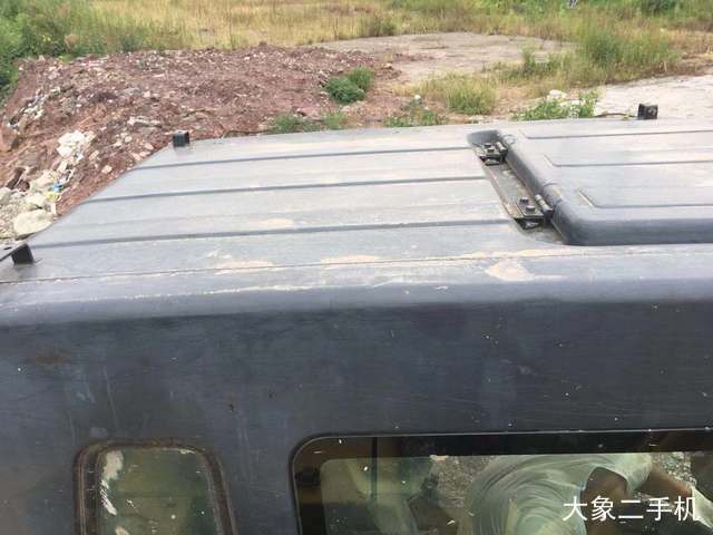 现代 R80-7 挖掘机