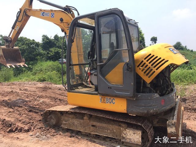 徐工 XE60 挖掘机