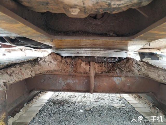 山东临工 LG660 挖掘机