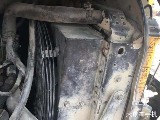 现代 R80-7 挖掘机