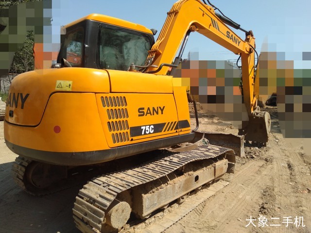 三一重工 SY75C 挖掘机