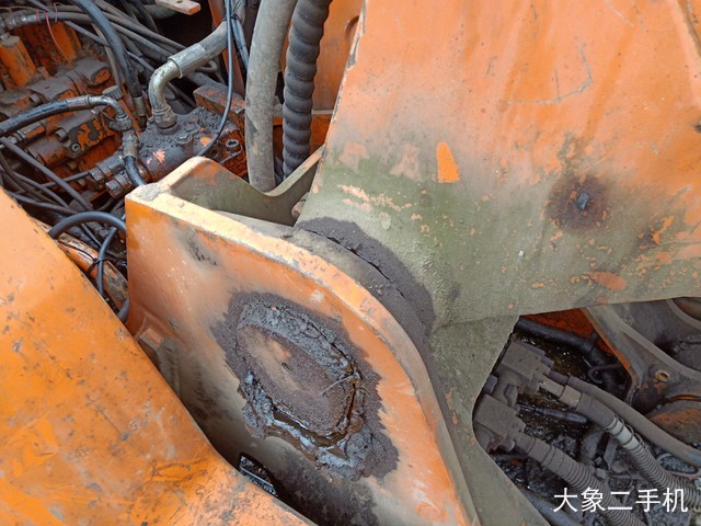 斗山 DH220-5 挖掘机