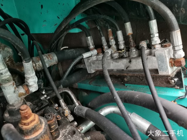 神钢 SK350LC-8 挖掘机