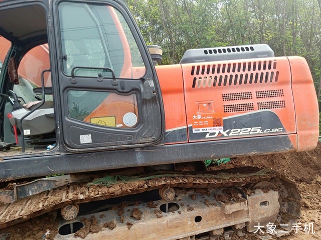 斗山 DX220LC-9C 挖掘机