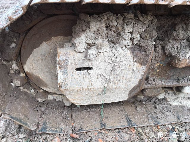 徐工 XE150D 挖掘机