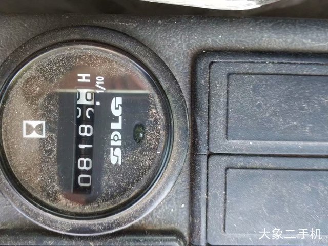 山东临工 LG6135E 挖掘机