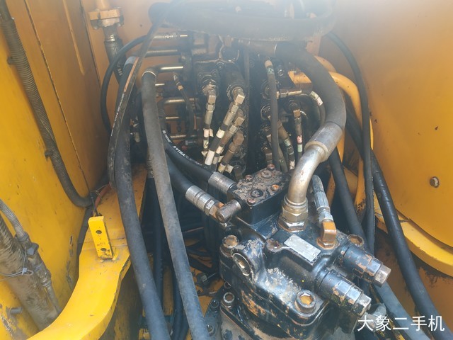 杰西博 JS230LC 挖掘机