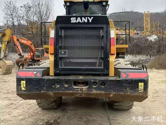 三一重工 SYL958 装载机