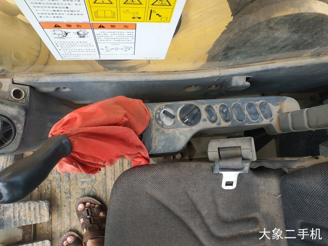 小松 PC240LC-8 挖掘机