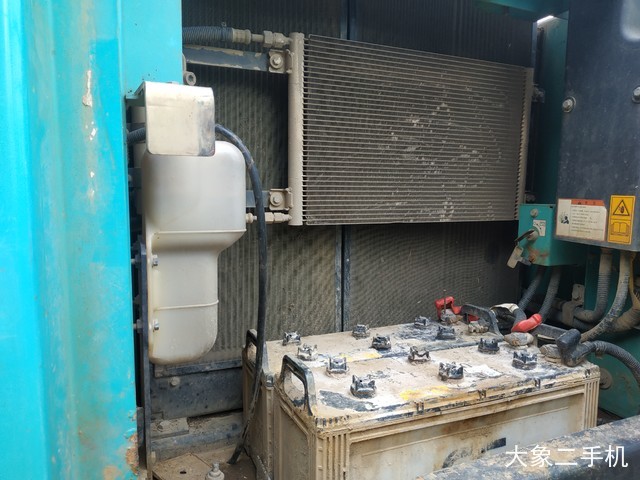 神钢 SK260LC-8 挖掘机