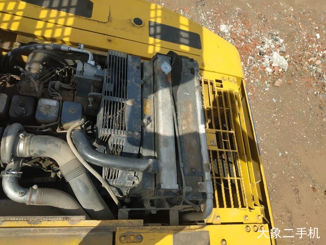 小松 PC220-7 挖掘机