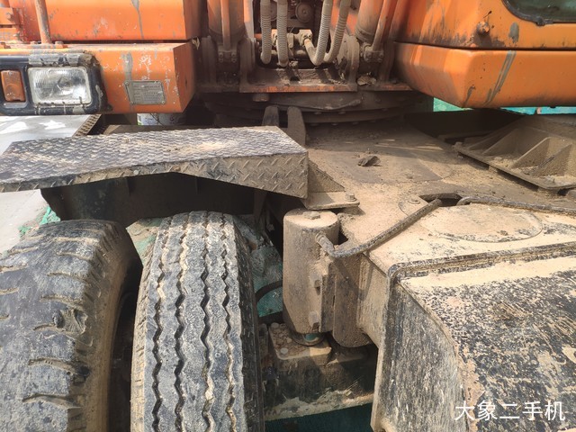 斗山 DH210W-7 挖掘机