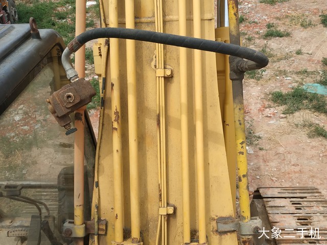 厦工 XG822LC 挖掘机