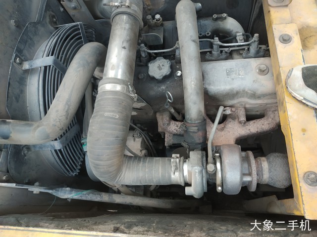 徐工 XE135B 挖掘机