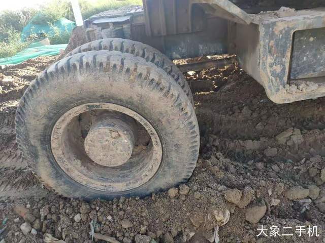 现代 R150W-9 挖掘机