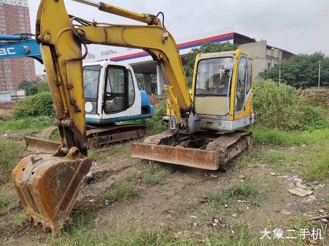 新筑股份 XZ65-8 挖掘机