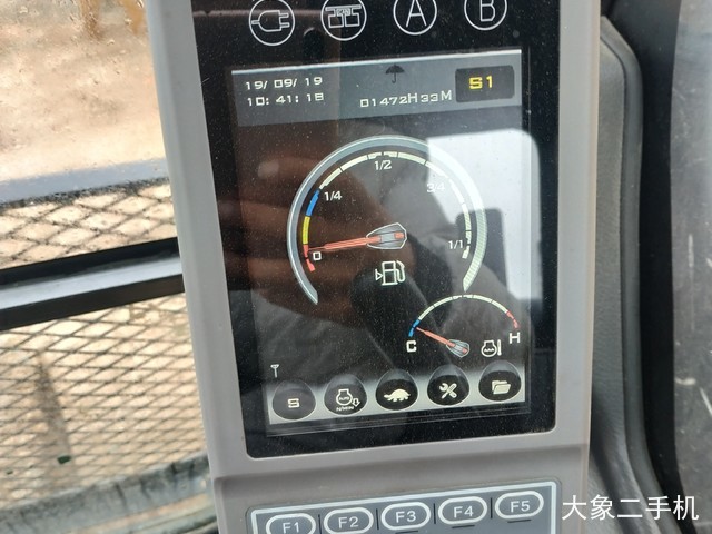 三一重工 SY265C 挖掘机